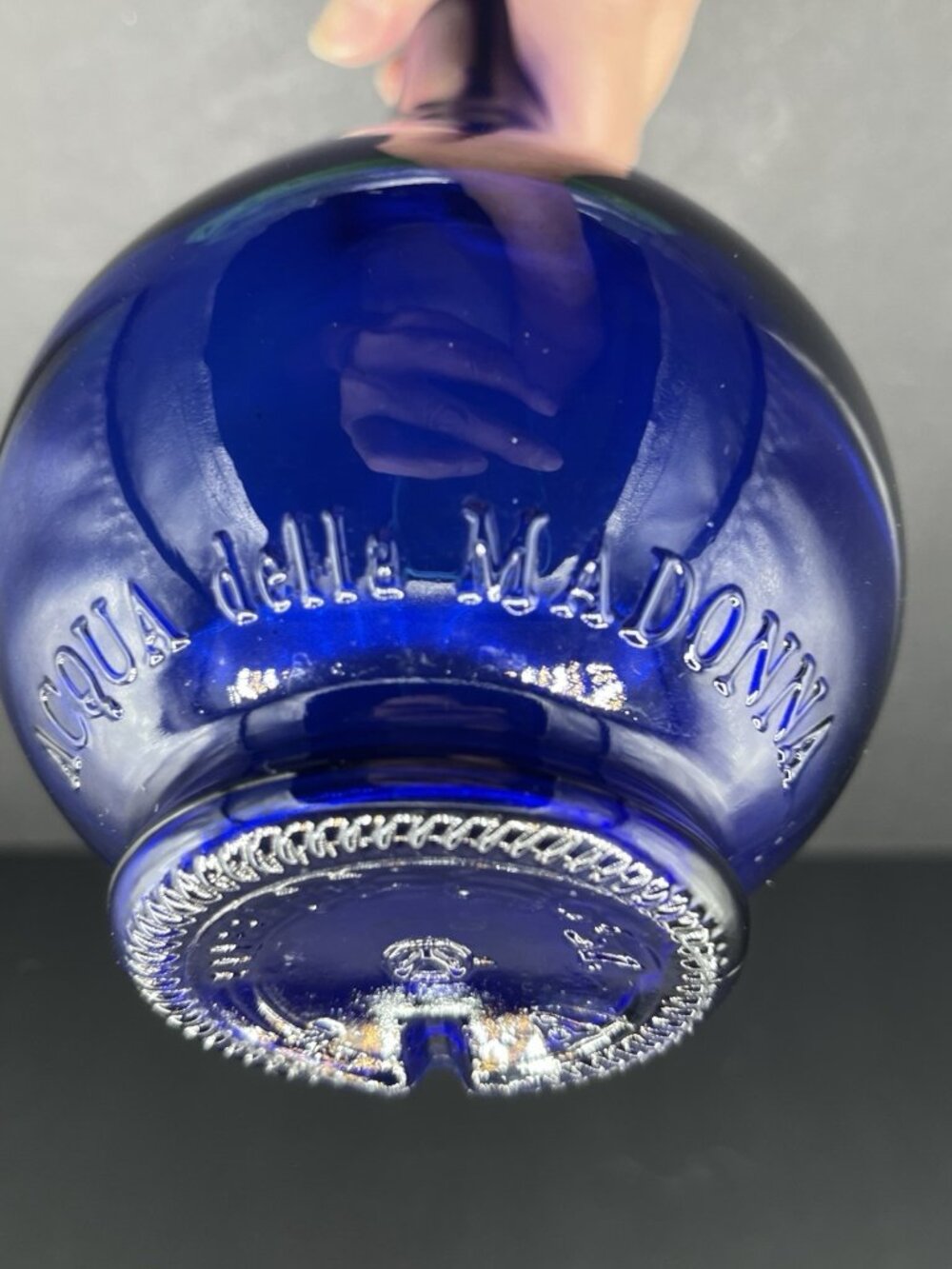 Vintage Acqua della Madonna Teardrop Cobalt Blue Glass Bottle Vase Italy 10.5" - Picture 3 of 5